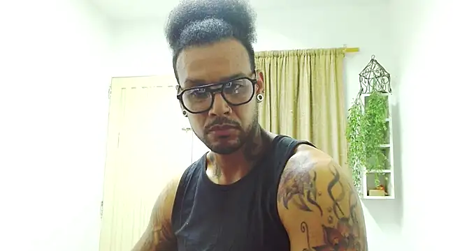 LewisStrong online show from February 2025 10:07:02 PM