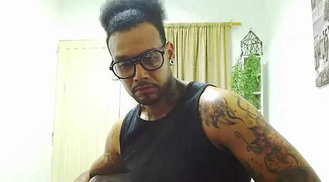 LewisStrong online show from February 2025 01:09:01 AM