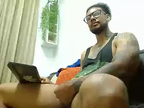 LewisStrong online show from March 2025 07:02:02 PM