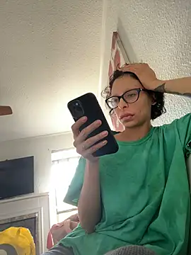 myloveforyouu online show from March 2025 04:24:01 PM