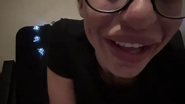 myloveforyouu online show from March 2026 03:00:02 AM