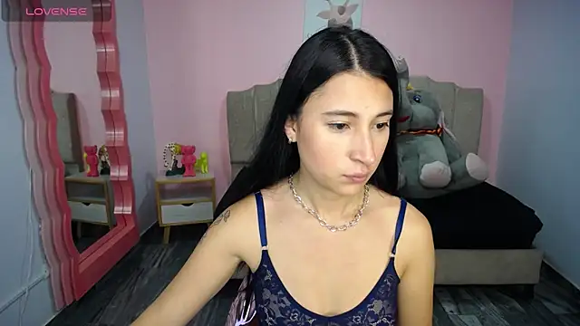 lizzyluk ch online show from February 2025 04:26:01 PM