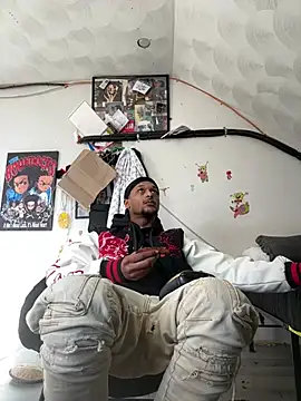 rayyymack online show from January 2025 06:20:01 PM