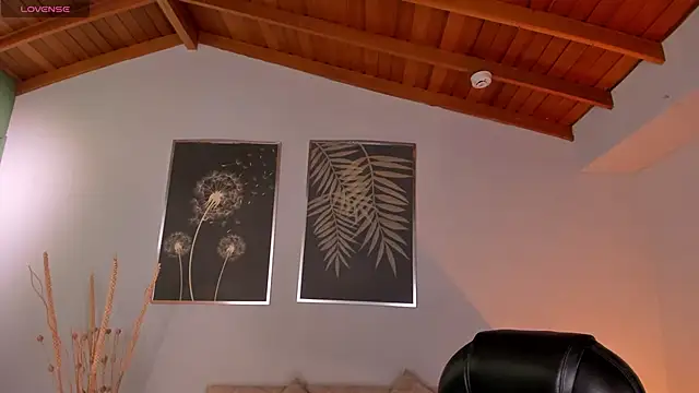 ValeriaRiveraX online show from December 2025 11:42:01 PM