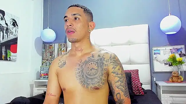 Damian09  online show from September 2025 11:41:02 PM