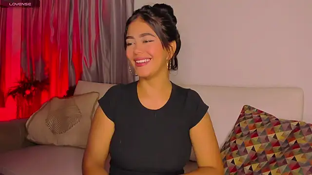 Snapshot of azzahara069 chatting on January 2025 02:43:02 AM azzahara069 online show from January 2025 02:43:02 AM