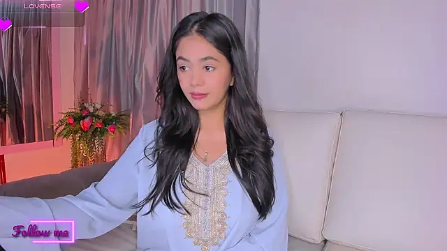 Snapshot of azzahara069 chatting on February 2025 03:51:01 AM azzahara069 online show from February 2025 03:51:01 AM