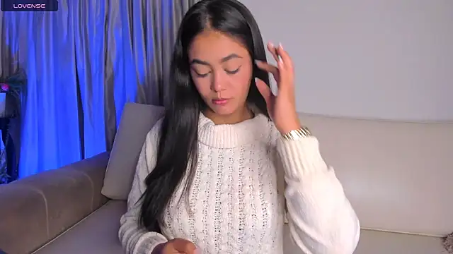 Snapshot of azzahara069 chatting on October 2025 03:26:02 AM azzahara069 online show from October 2025 03:26:02 AM