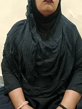 Snapshot of Indian-Nazia chatting on September 2025 05:57:02 PM Indian-Nazia online show from September 2025 05:57:02 PM