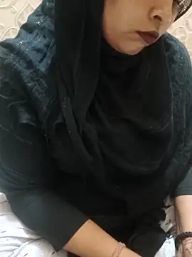 Snapshot of Indian-Nazia chatting on September 2025 06:42:01 PM Indian-Nazia online show from September 2025 06:42:01 PM