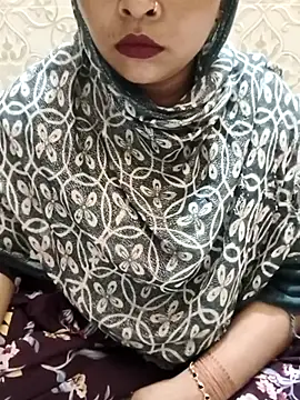 Snapshot of Indian-Nazia chatting on September 2025 03:28:02 PM Indian-Nazia online show from September 2025 03:28:02 PM