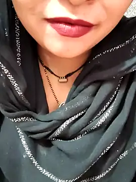 Snapshot of Indian-Nazia chatting on October 2025 07:48:02 PM Indian-Nazia online show from October 2025 07:48:02 PM