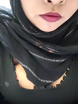 Indian-Nazia online show from December 2025 06:14:01 PM