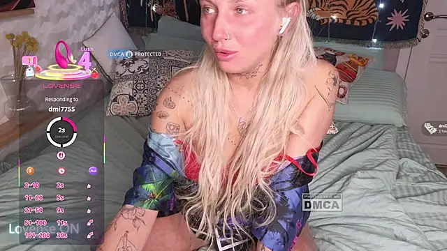 GoodGirl0024 online show from April 2026 08:34:02 PM