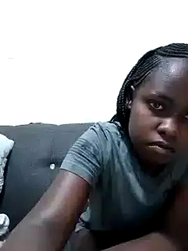 Sweetcecie01 online show from September 2025 08:47:02 PM