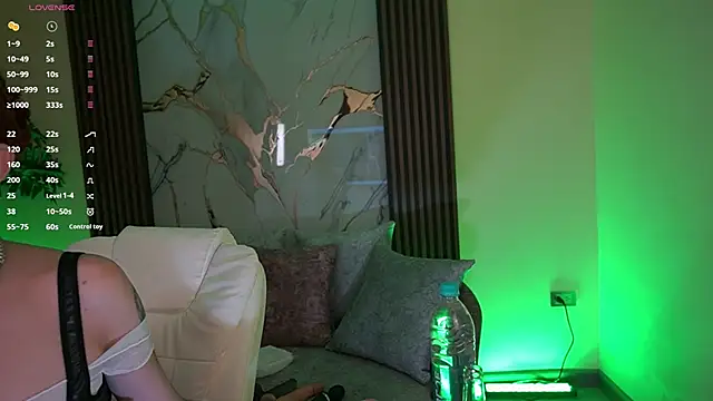 Anybuny online show from September 2025 12:43:02 PM