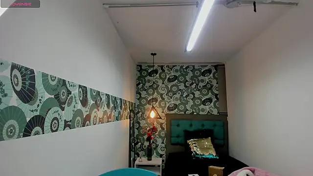 ArielleJones online show from December 2024 10:56:02 AM