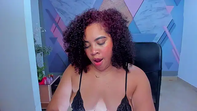 AngelaCoffee online show from January 2025 04:57:02 AM