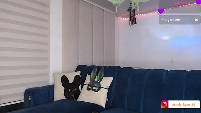 ashely ryan24 online show from October 2025 12:30:02 AM