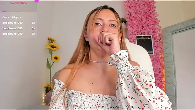 arianna gren online show from December 2024 02:11:02 PM