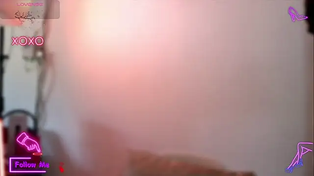 LauGrayJ online show from November 2025 05:13:02 PM