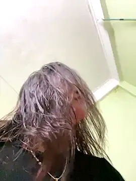 Baby-sexy96 online show from October 2025 01:45:02 PM