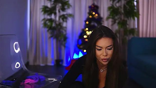 MissKiarra online show from December 2024 07:39:01 AM