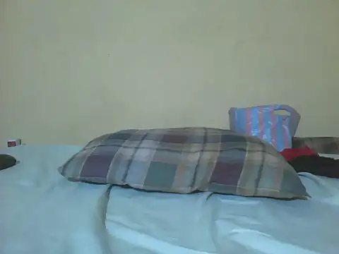Snapshot of Sweet-beanca chatting on April 2026 05:36:01 PM Sweet-beanca online show from April 2026 05:36:01 PM