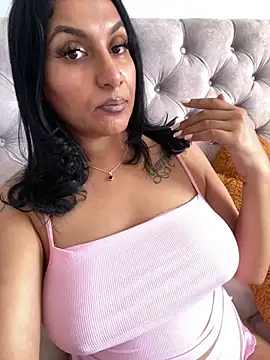 Snapshot of Indianbutter11 chatting on October 2025 12:28:02 PM Indianbutter11 online show from October 2025 12:28:02 PM