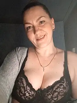 Ant0nina online show from December 2024 10:04:02 PM