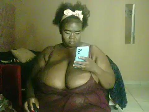 Snapshot of XXXGIANTBOOBS chatting on January 2025 10:20:02 PM XXXGIANTBOOBS online show from January 2025 10:20:02 PM