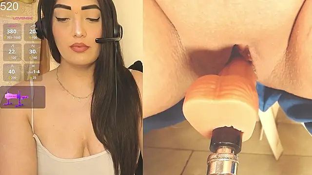 aleja20 - online show from November 2025 03:38:02 PM