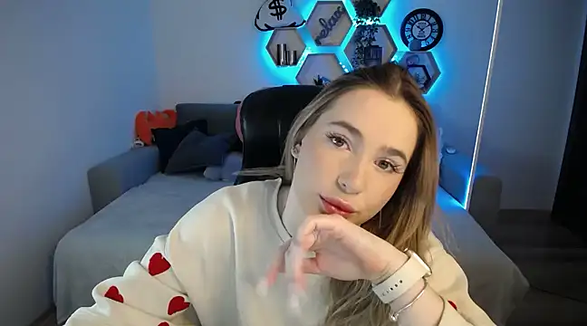 Snapshot of SabrinViolet chatting on February 2025 09:13:02 AM SabrinViolet online show from February 2025 09:13:02 AM