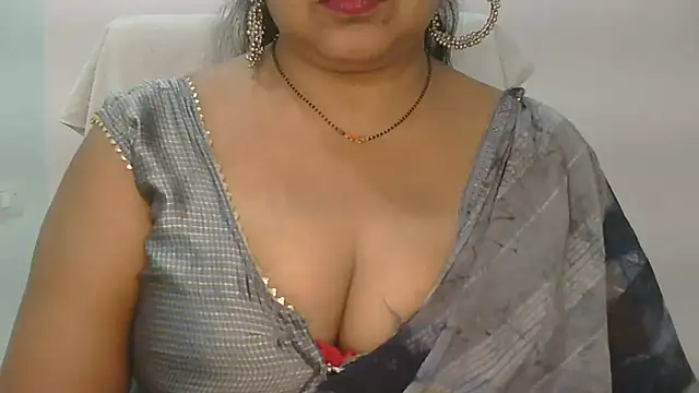Snapshot of Cute_Ruhi99 chatting on May 2026 08:52:01 AM Cute Ruhi99 online show from May 2026 08:52:01 AM