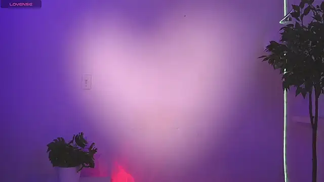 catalina  lovers online show from February 2026 08:05:01 PM