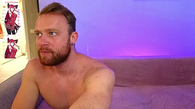 Snapshot of MaxMia chatting on January 2025 07:28:01 AM MaxMia online show from January 2025 07:28:01 AM