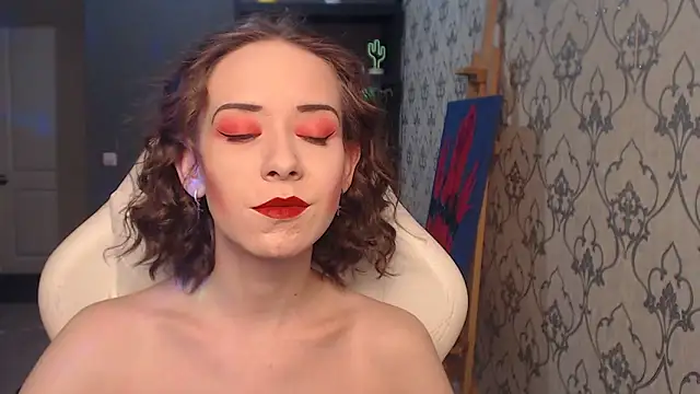 FascinatingEyess online show from June 2026 07:12:01 PM