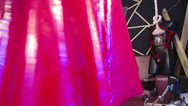 Snapshot of elizatexx chatting on December 2024 02:20:01 AM elizatexx online show from December 2024 02:20:01 AM