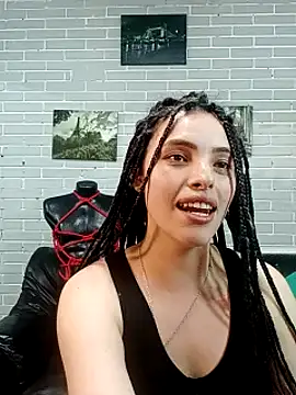 Snapshot of elizatexx chatting on December 2024 03:36:01 AM elizatexx online show from December 2024 03:36:01 AM