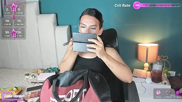 yossi peach cute online show from November 2025 08:02:01 PM