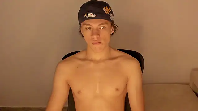 laurent nova online show from December 2025 09:06:01 AM