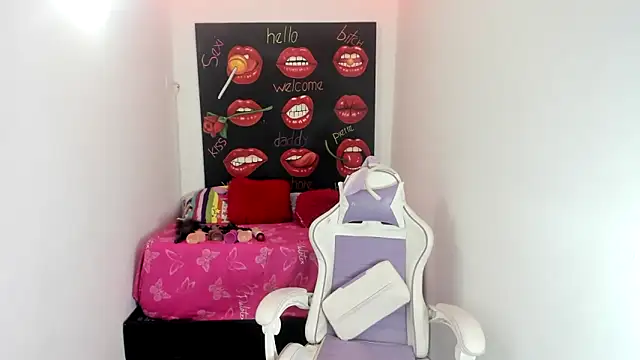 Ladyboom18 online show from March 2025 05:53:01 AM