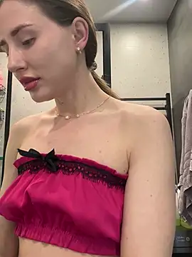 Jullia Carter online show from April 2026 09:08:01 AM