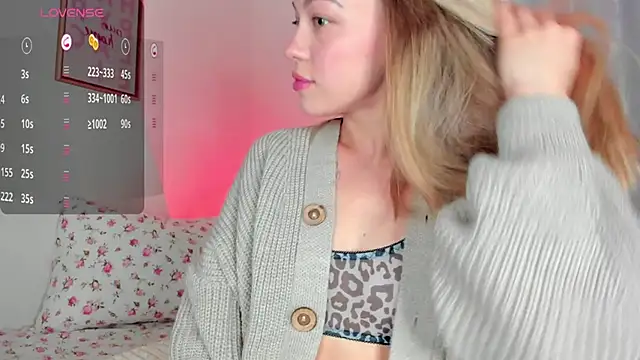 damn cutie online show from March 2025 03:59:02 PM