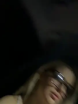 Holly-Glamour online show from March 2026 09:40:01 PM