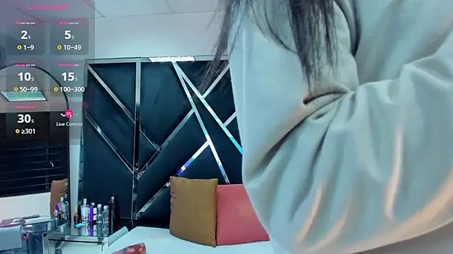 Snapshot of Ivanna18_x chatting on October 2025 03:39:02 AM Ivanna18 x online show from October 2025 03:39:02 AM