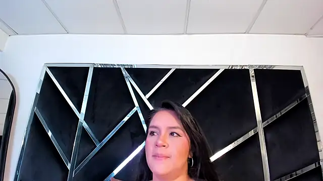 Snapshot of Ivanna18_x chatting on October 2025 03:56:02 AM Ivanna18 x online show from October 2025 03:56:02 AM