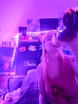 Snapshot of Sakura27undUriel chatting on October 2025 05:47:03 PM Sakura27undUriel online show from October 2025 05:47:03 PM