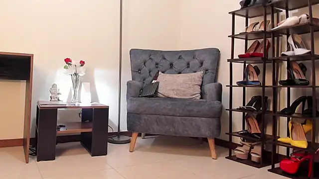 Snapshot of missmabelle chatting on March 2025 11:05:01 AM missmabelle online show from March 2025 11:05:01 AM