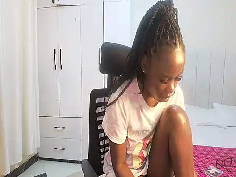 chloe desire1 online show from April 2026 04:56:01 AM